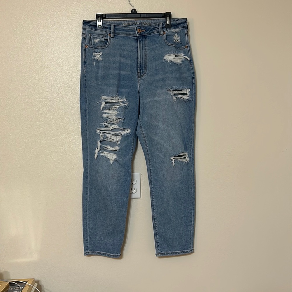 American Eagle Light wash ripped stretch straight leg jeans